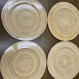 Pier 1 Imports‎ Light Natural Wood Wooden  Plate Chargers trays - Set of 4